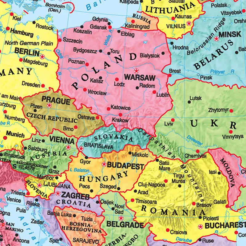 Плакат с картой европы на английском языке с деталями - Фотография_5