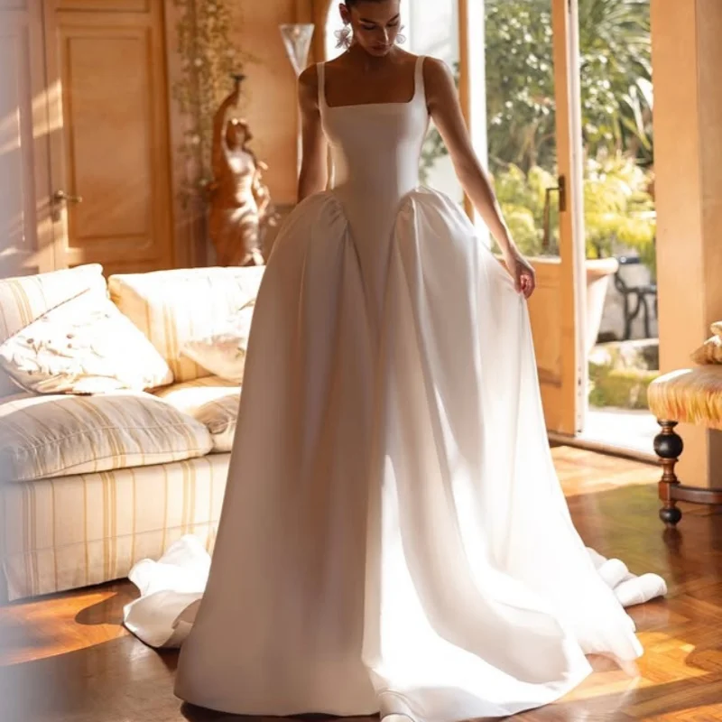 Свадебные платья цвета слоновой кости с аппликацией - Фотография_4