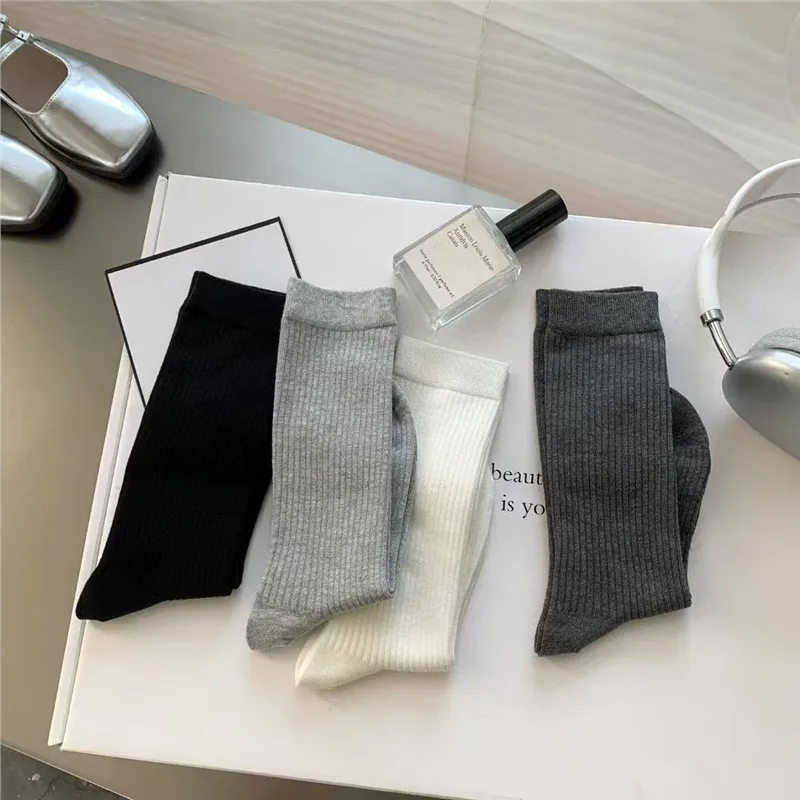 Новые модные полосатые анголовые красные носки с ворсом - Фотография_6