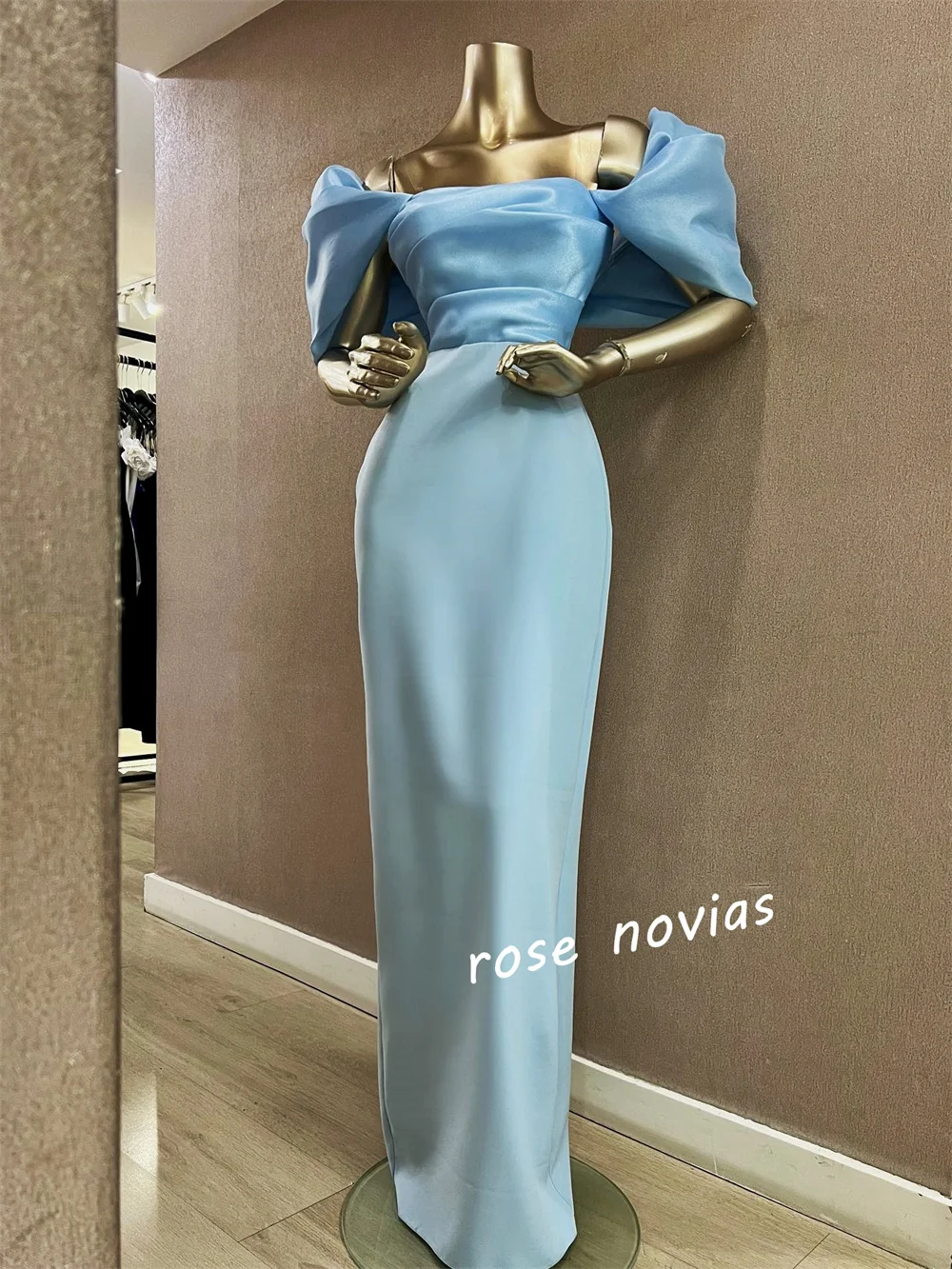 Прямые длинные платья из джерси со складками по индивидуальному заказу - Фотография_2