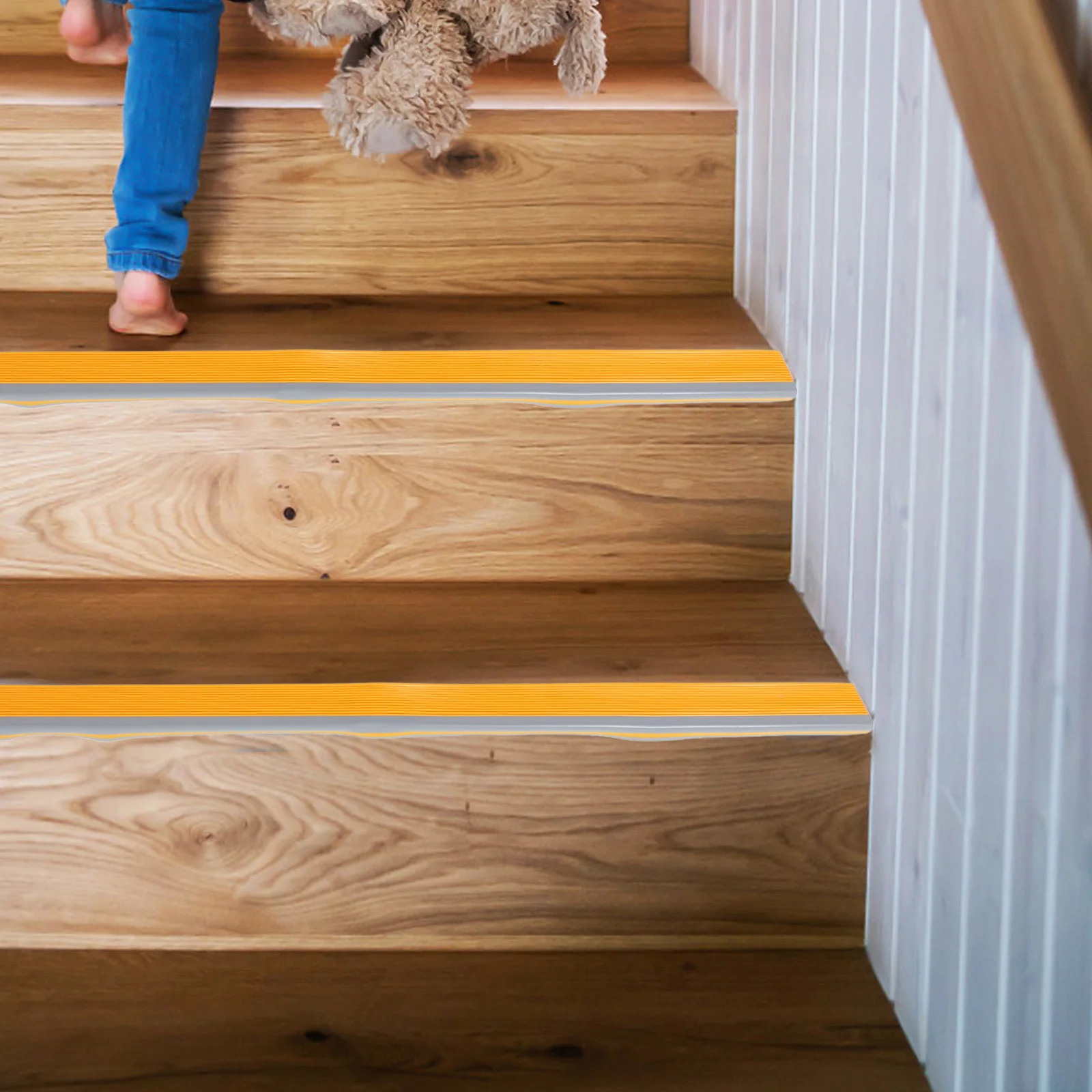 Защита края лестницы нескользящие - Фотография_5