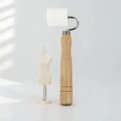 Ролик для обоев с деревянной ручкой - Фотография_6