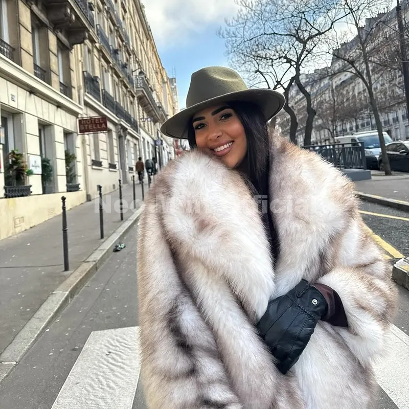 Зимняя эксклюзивная полосатая куртка из искусственного меха - Фотография_4