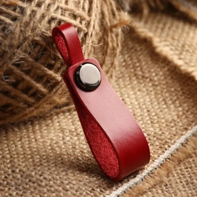 Брелок из натуральной кожи с логотипом на заказ - Фотография_4