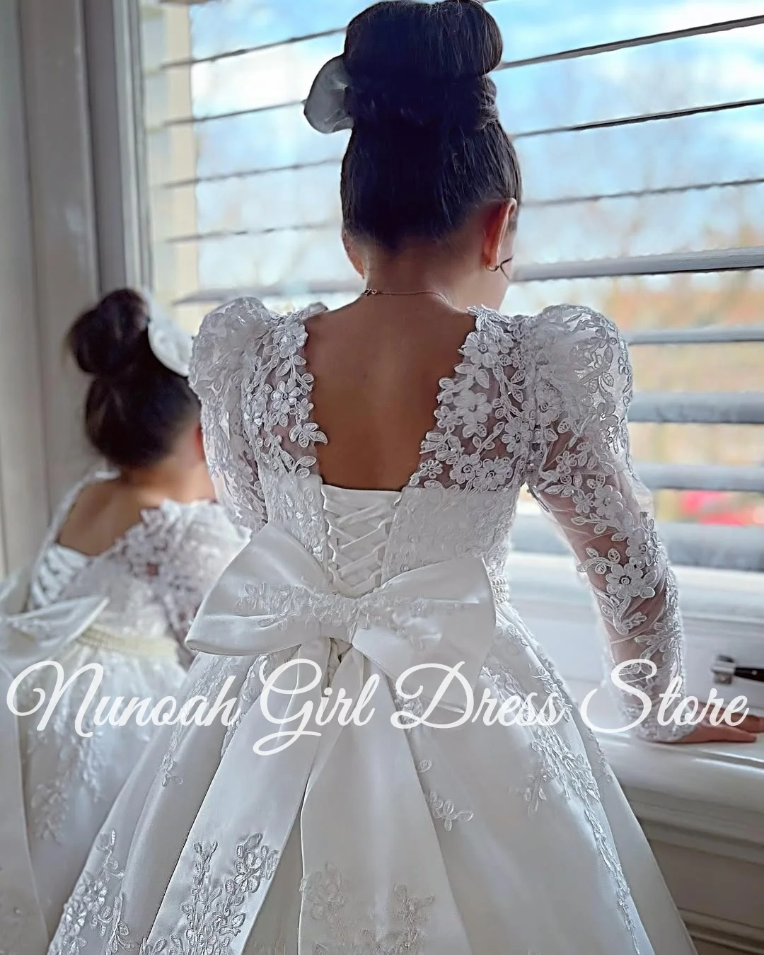 Белые платья с цветочным узором - Фотография_2