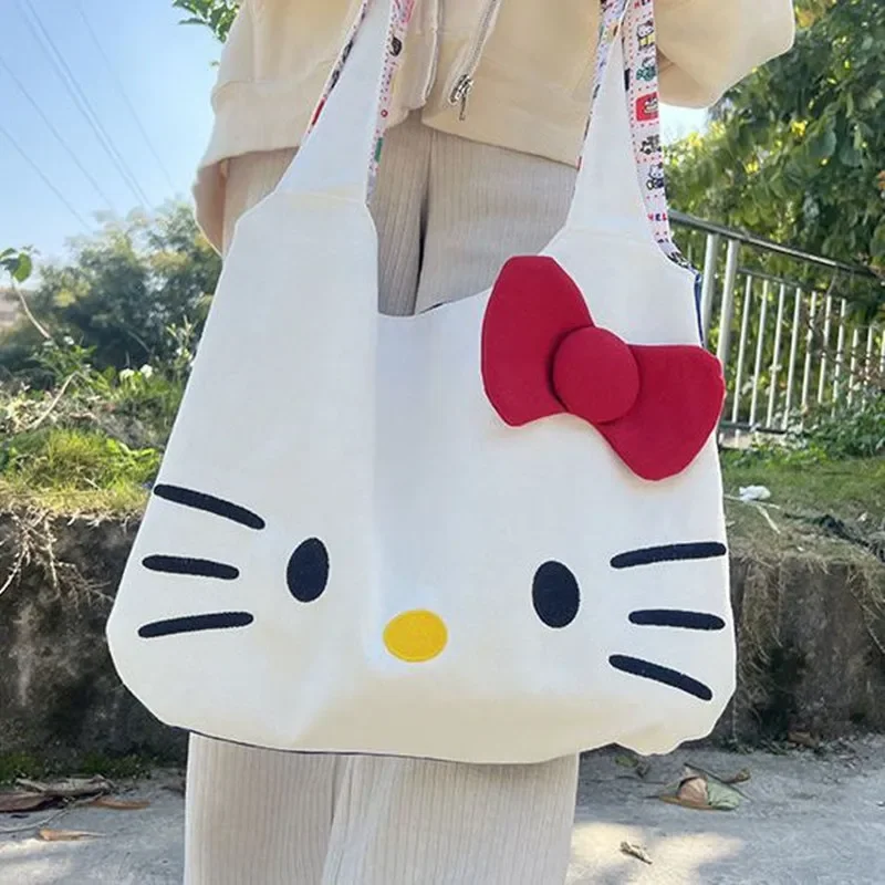 Sanrio, сумка на плечо hello kitty - Фотография_4