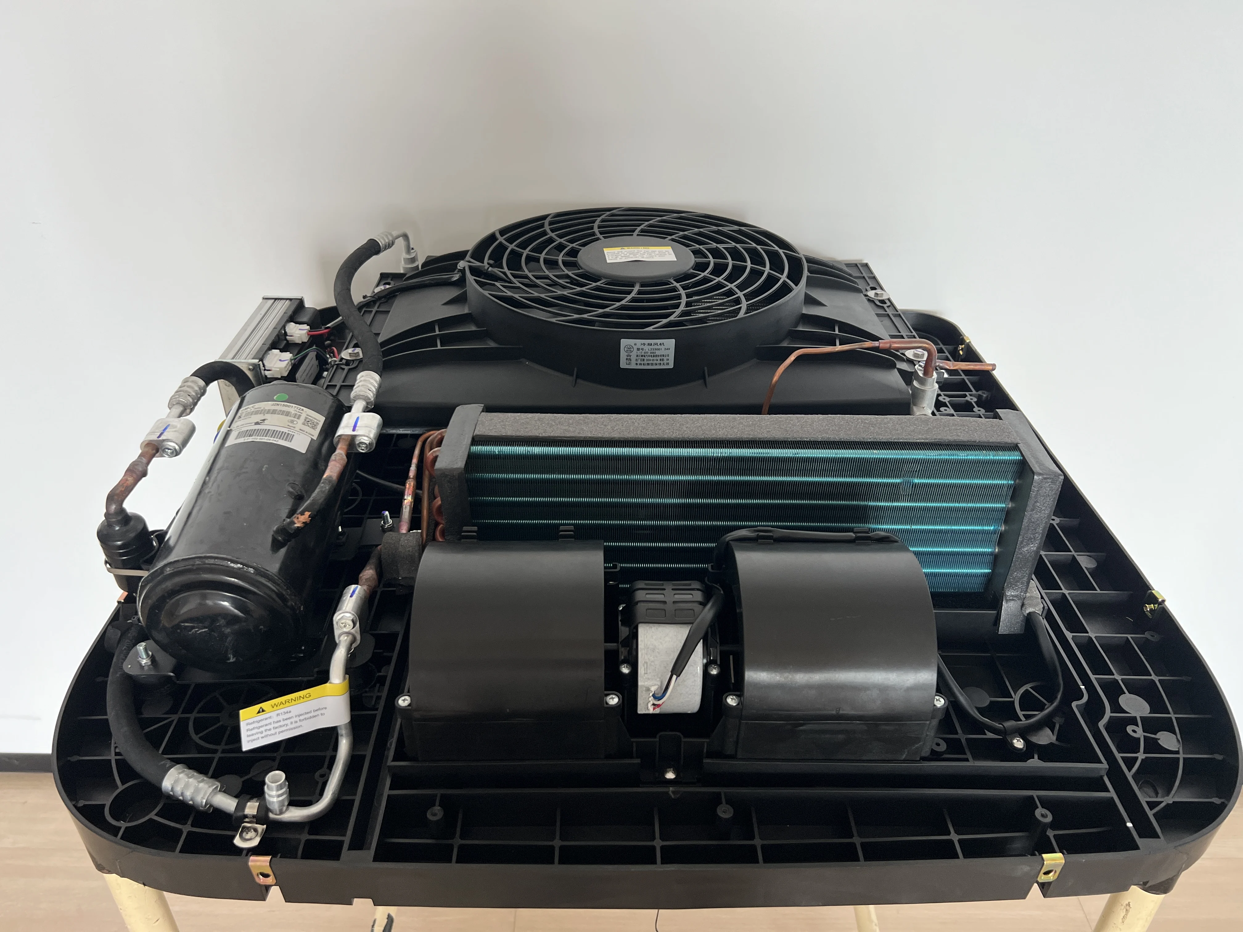 Новый 12 в rv roof кондиционер - Фотография_2