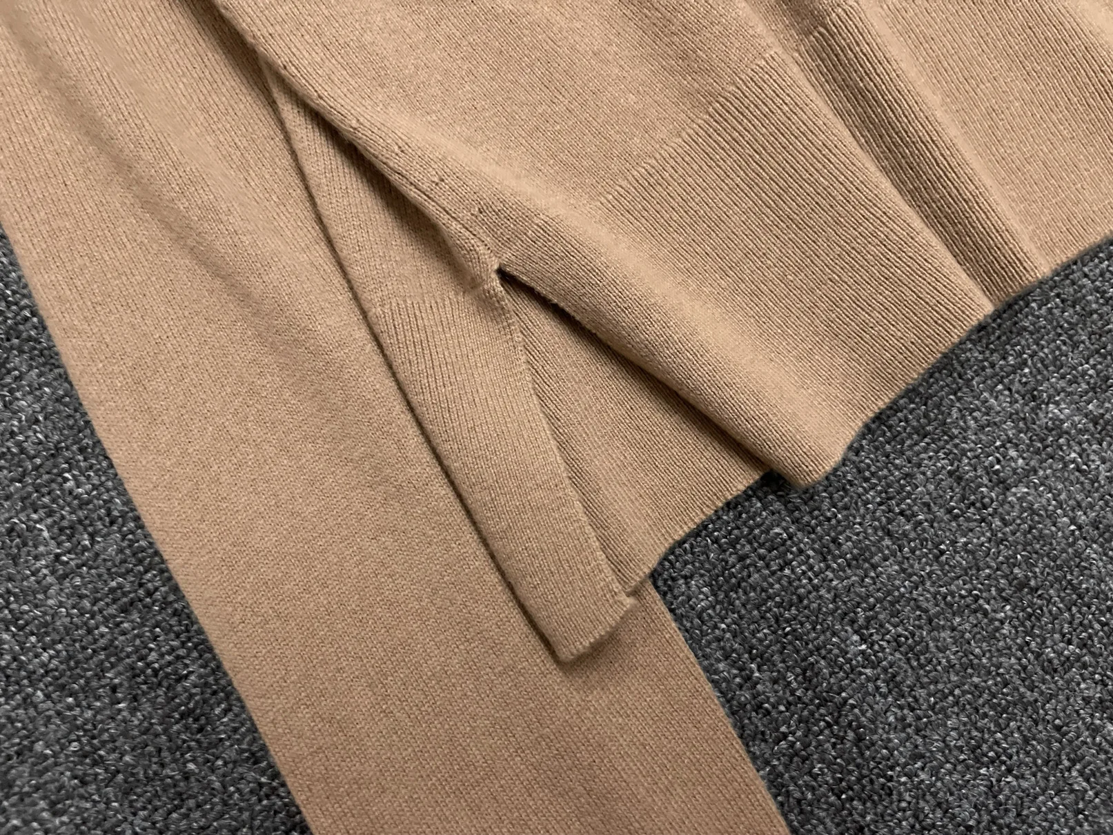 Maxdutti минималистичный трикотаж - Фотография_5