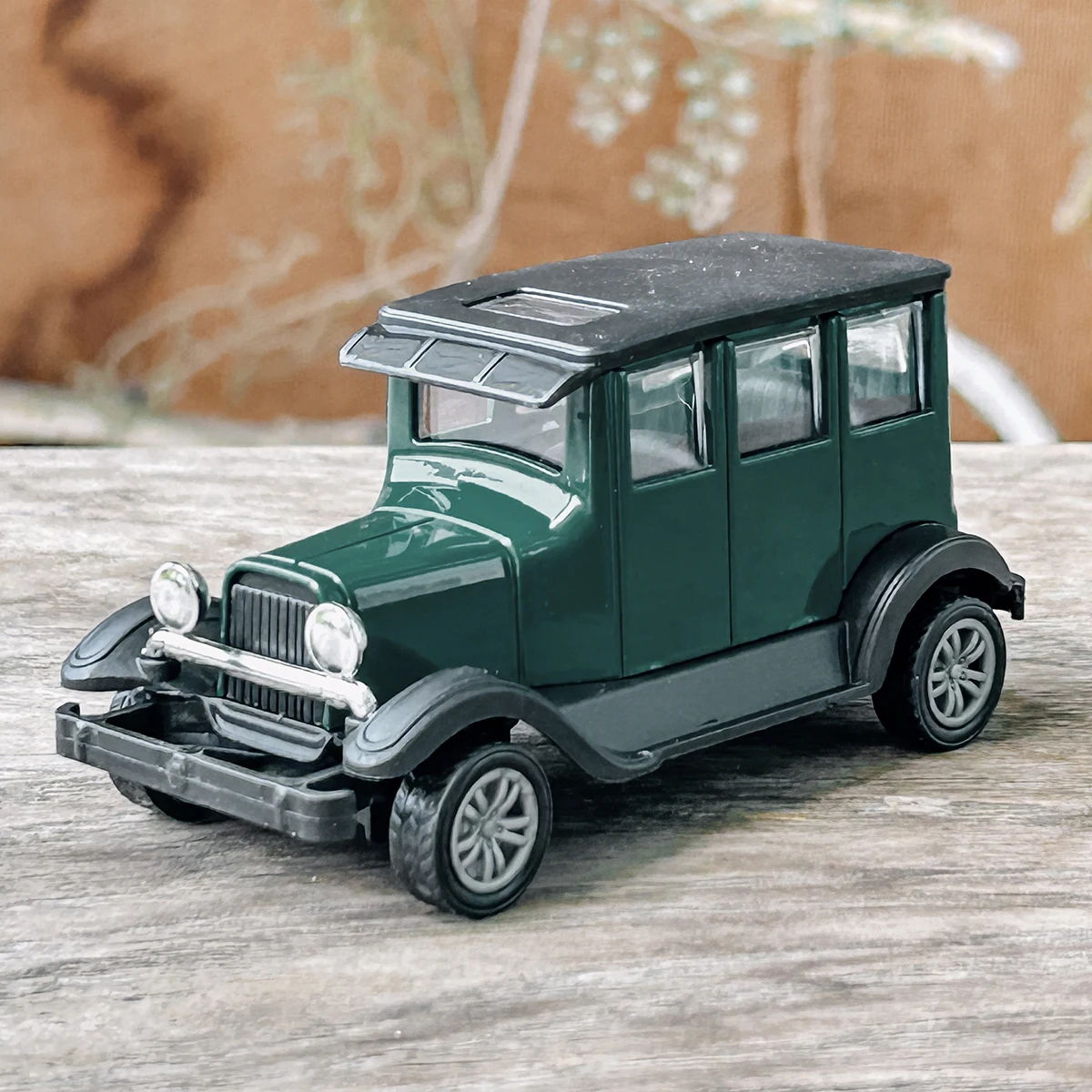 Винтажный литой автомобиль из сплава 1:43 - Фотография_4