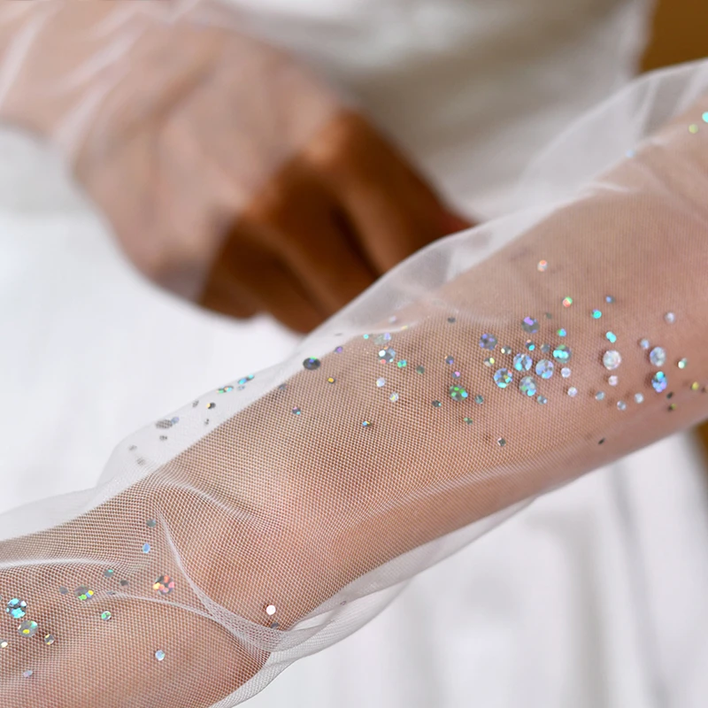 Элегантное красочное свадебное платье с блестками - Фотография_3