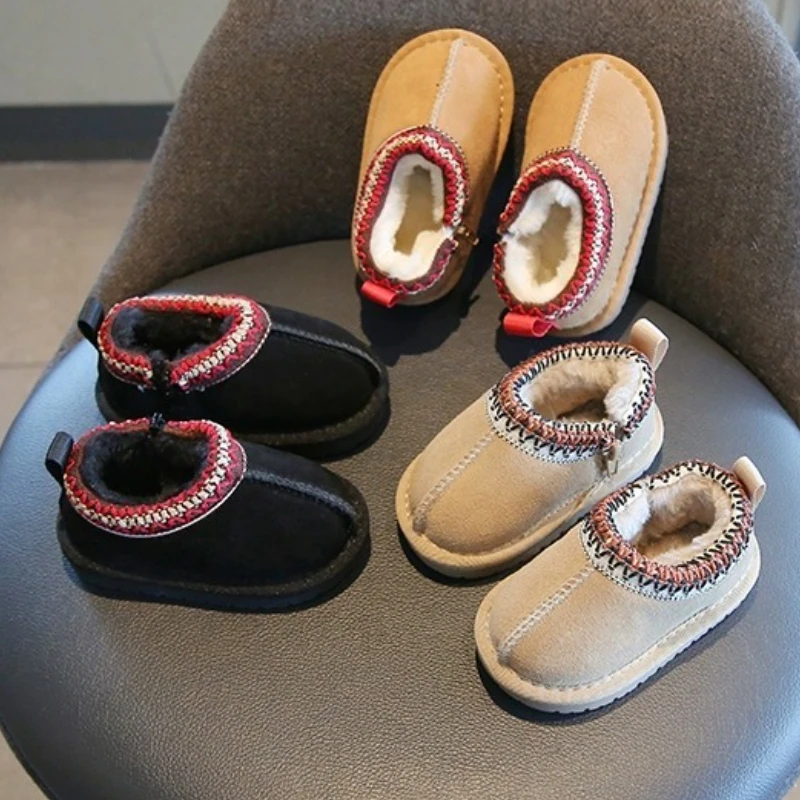 Новые зимние ботинки