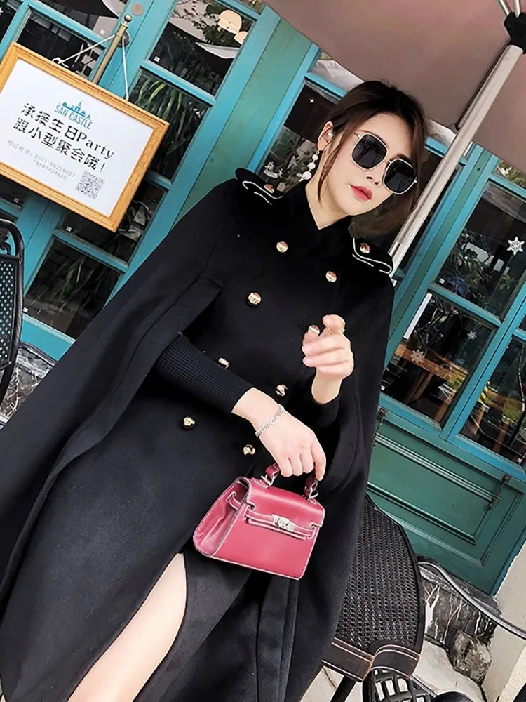 Женская двубортная накидка средней длины - Фотография_4