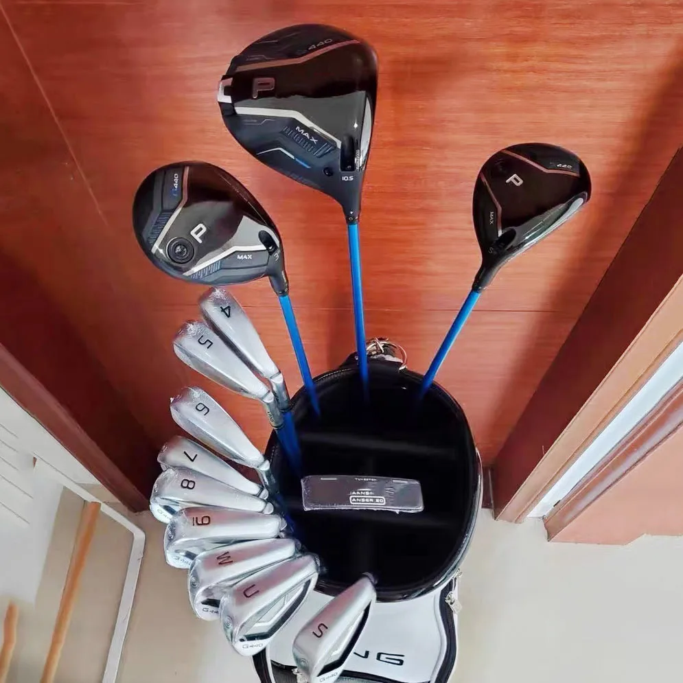 Новый набор клюшек для гольфа 440