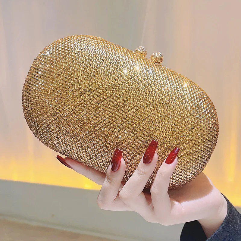 Женский клатч с бриллиантами по бокам - Фотография_6