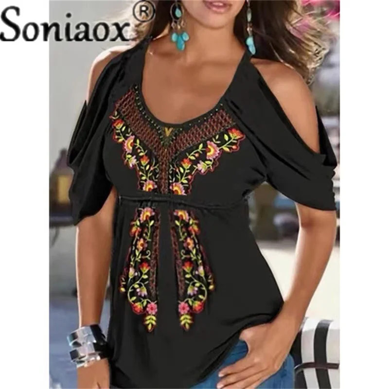 Женская блуза с открытыми плечами