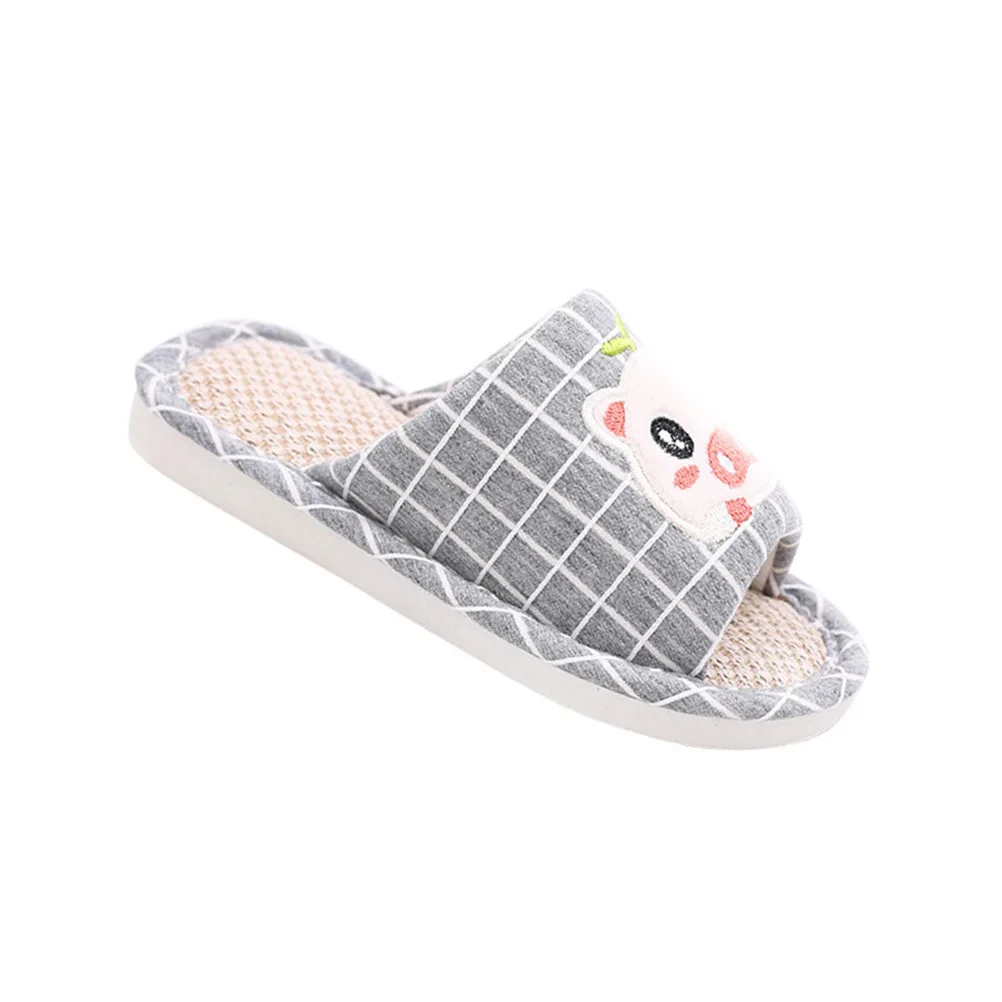 Серые детские тапочки с рисунком свиньи - Фотография_2