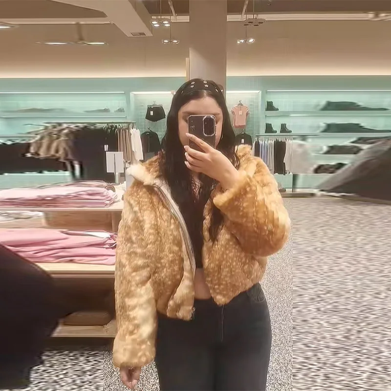 Утепленная куртка из искусственного меха с пятном оленя - Фотография_5