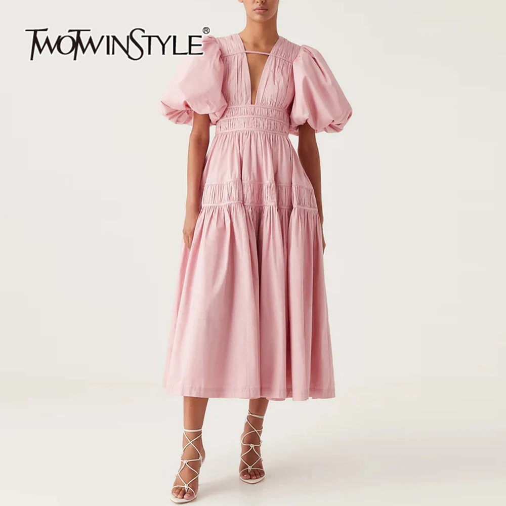 Twotwinstyle однотонное минималистичное платье со складками для женщин