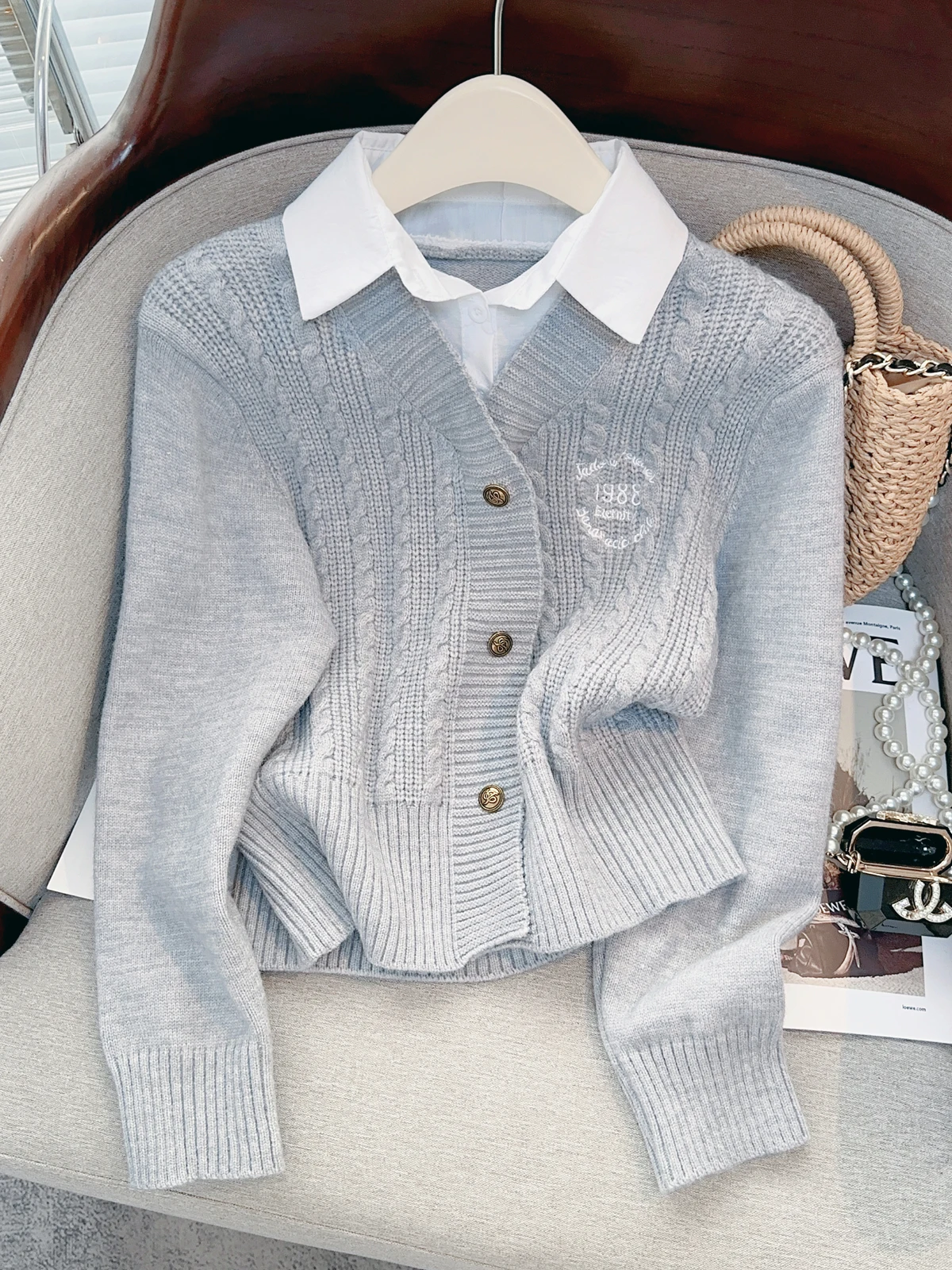 Женский свитер с длинным рукавом - Фотография_4