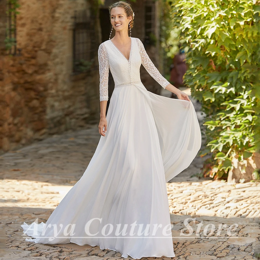 Классическое шифоновое кружевное свадебное платье с v-образным вырезом - Фотография_3