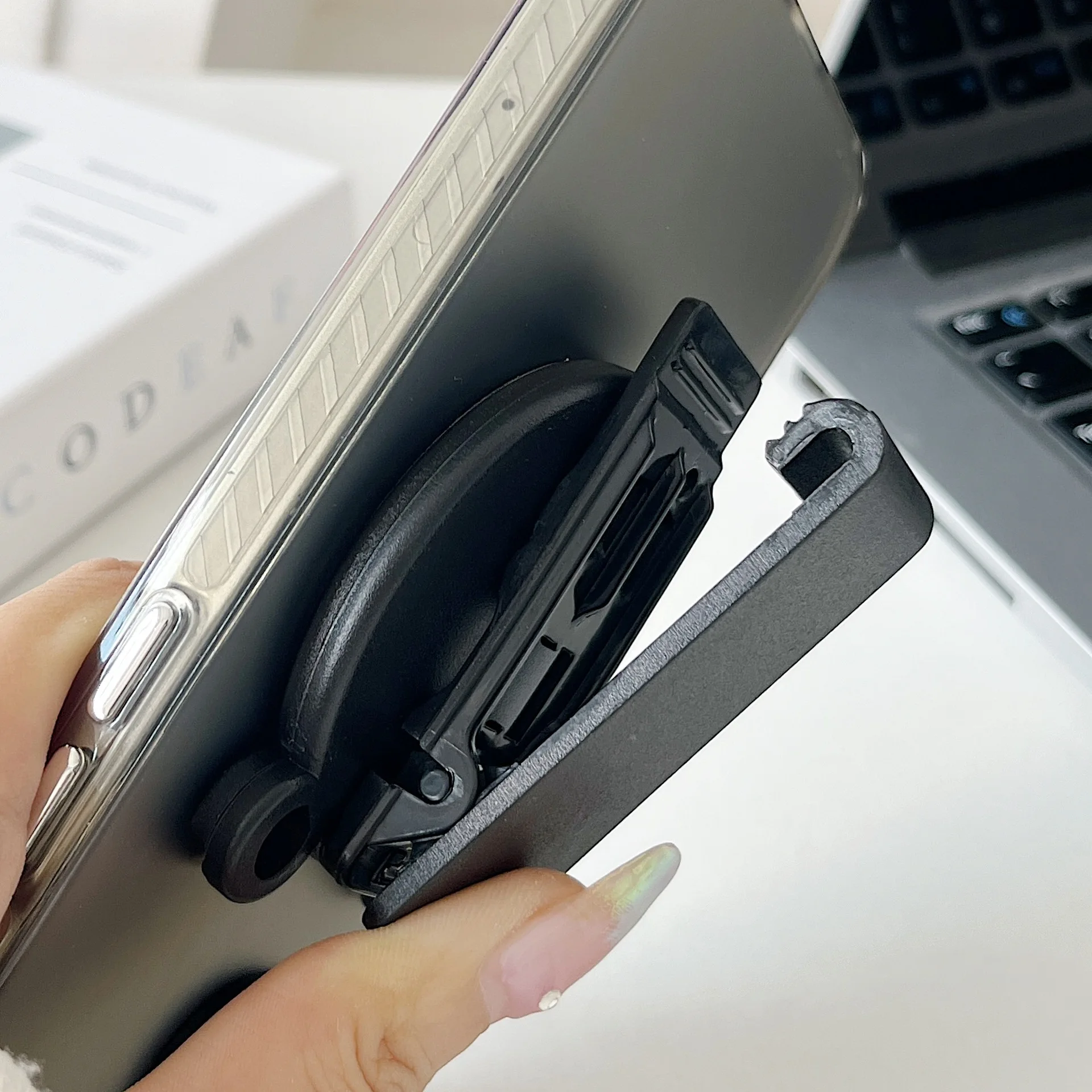 Магнитный держатель для ремня magsafe - Фотография_2