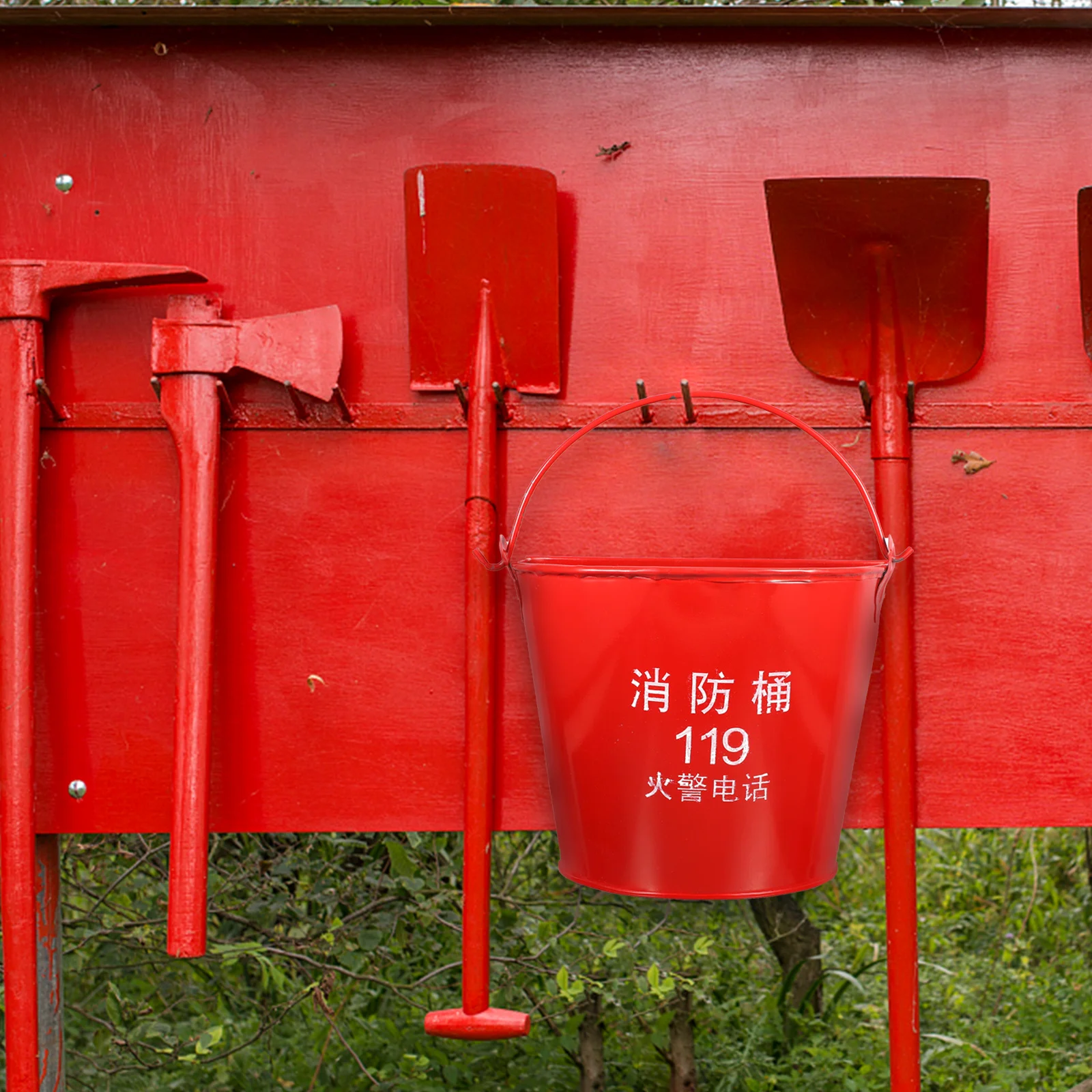 Красное пожарное аварийное ведро для песка - Фотография_4