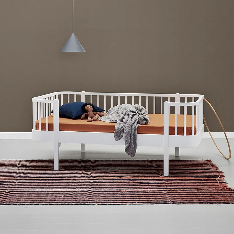 Детская расширяющаяся ограждение для маленькой кровати из цельного дерева - Фотография_4