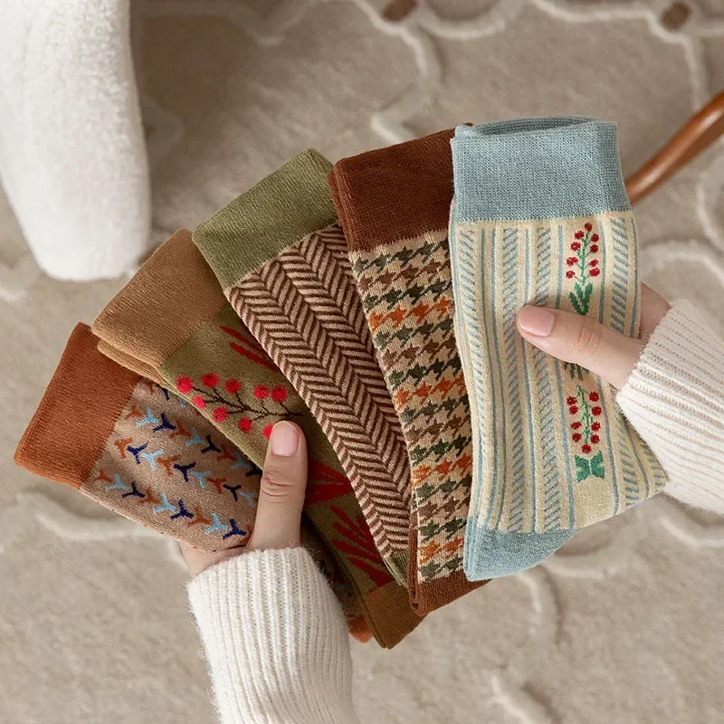 Модные носки в стиле харадзюку в стиле ретро - Фотография_2