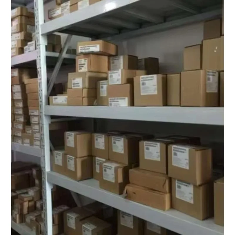 Plc 10005019 новый оригинальный - Фотография_3