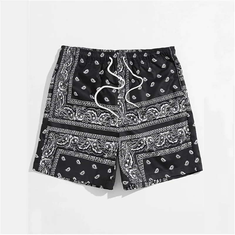 Trend bandana graphic beach short
