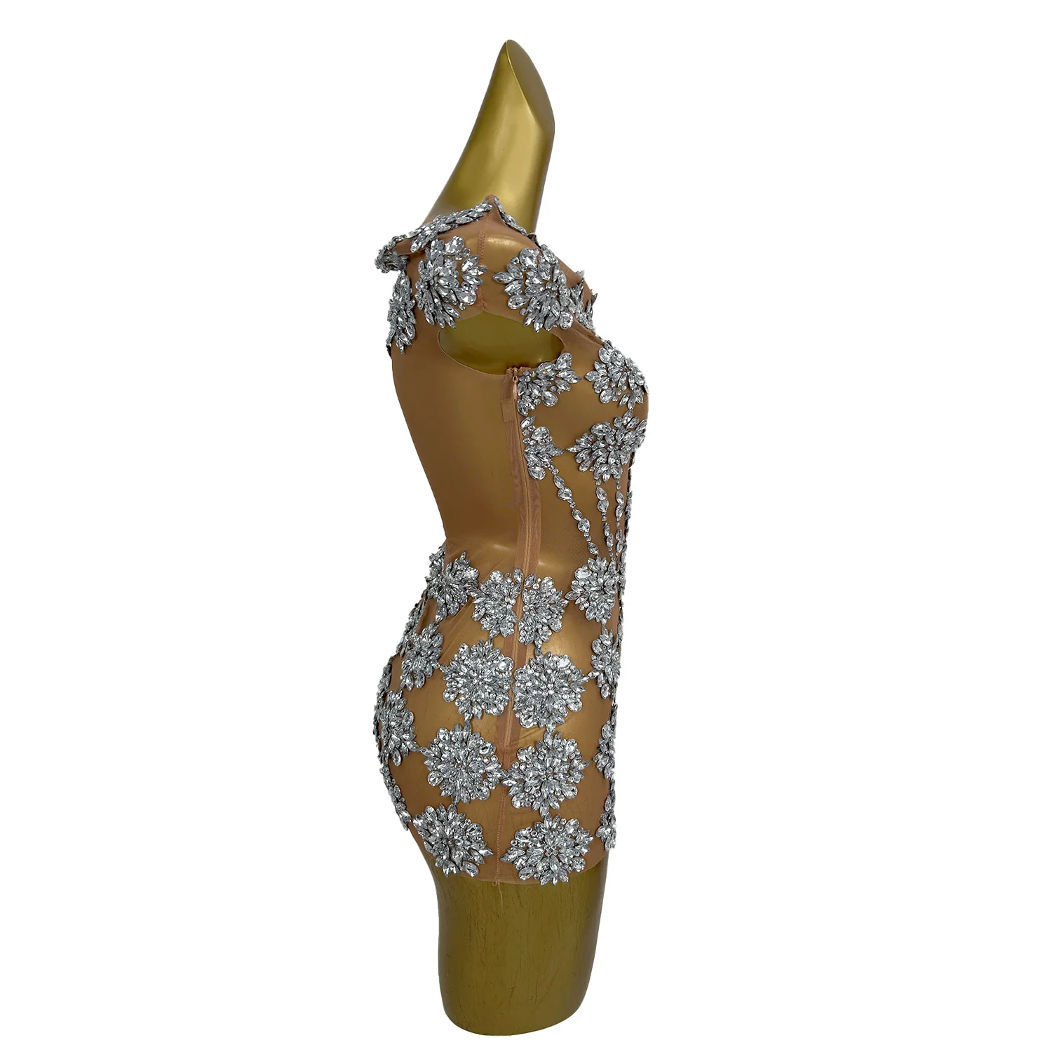 Женские платья с открытыми плечами - Фотография_3