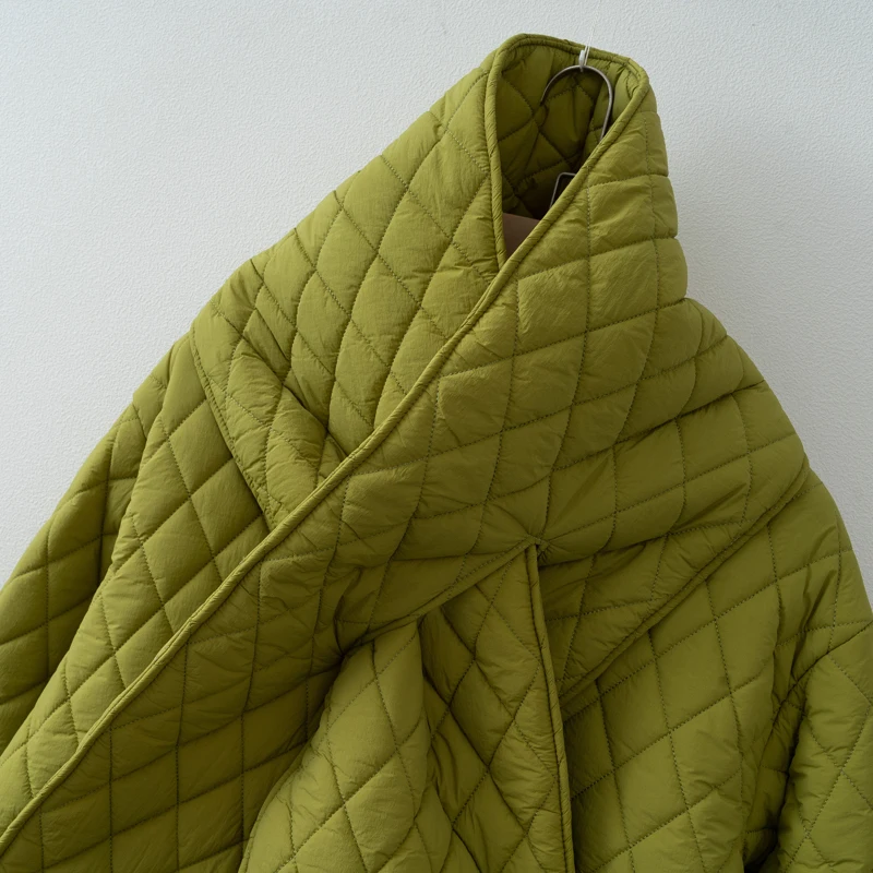 Женская осенне-зимняя куртка-шарф - Фотография_5