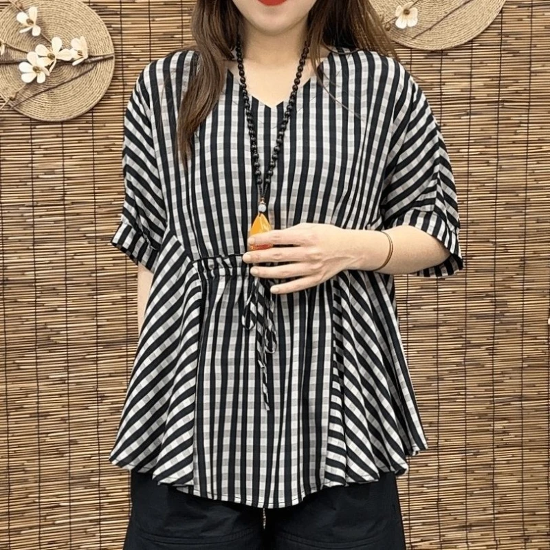 Винтажная свободная плиссированная блузка с v-образным вырезом - Фотография_5