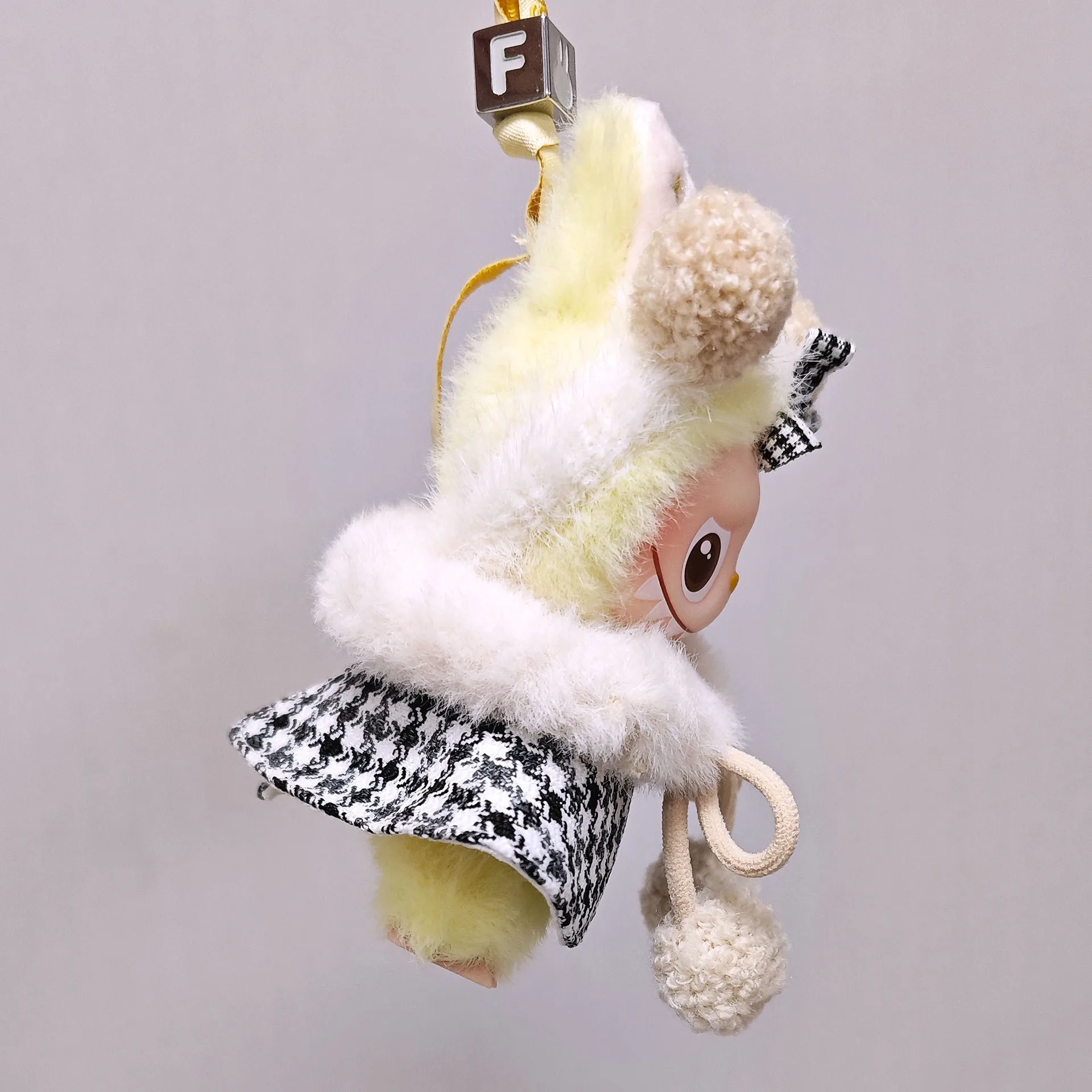 Мини-набор одежды labubu с сердечным кодом 4-го поколения на 10 см - Фотография_4