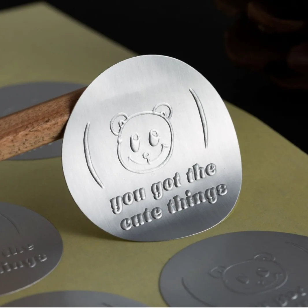 Индивидуальные матовые серебряные этикетки с логотипом - Фотография_2