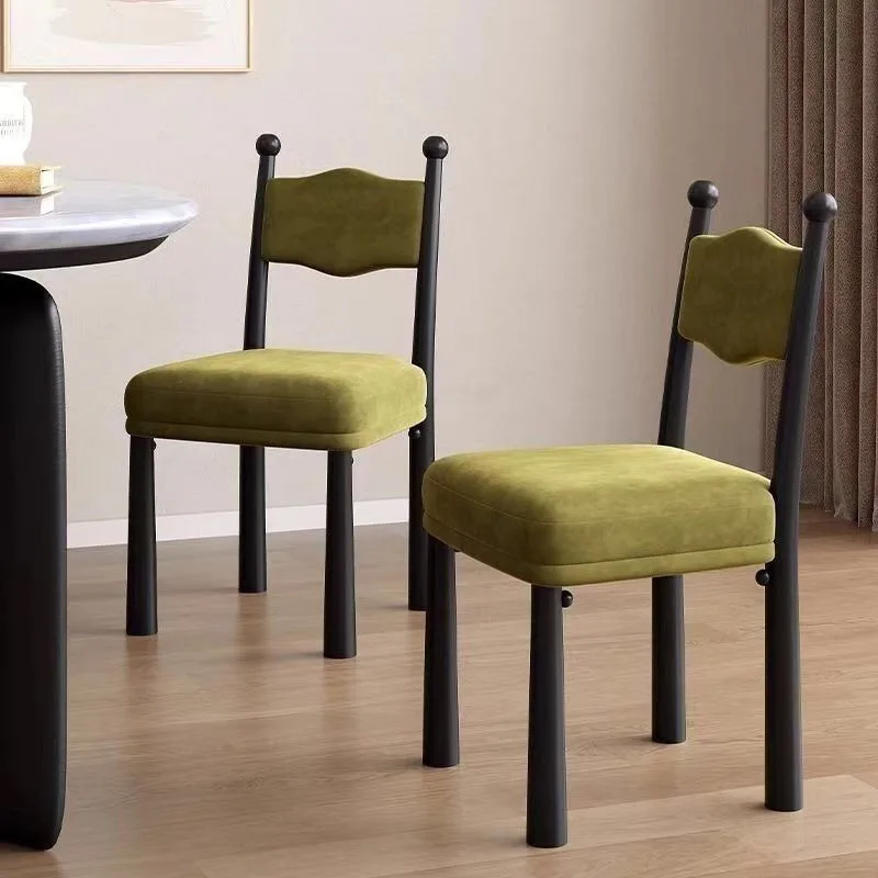 Обеденный стул из цельного дерева - Фотография_4