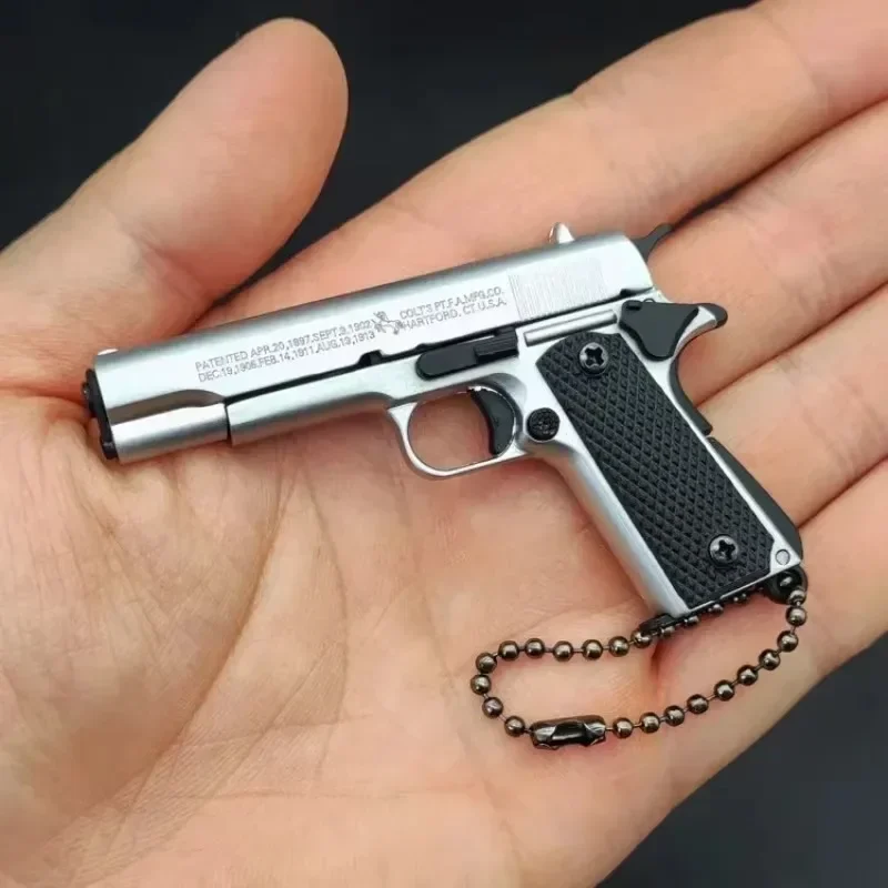 1:3 сплав 1911, модель пистолета