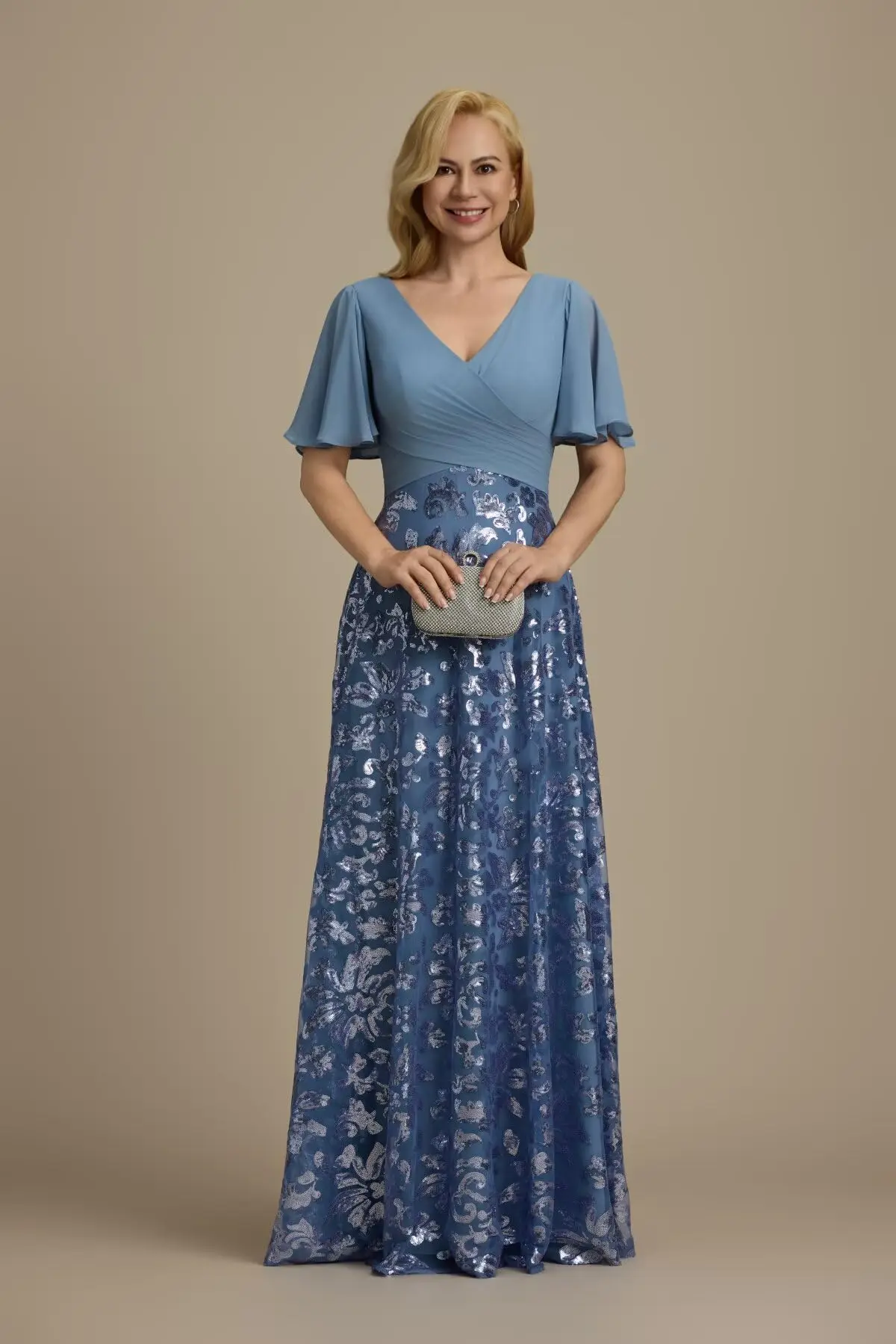 Блестящие пайетки платья для матери - Фотография_3