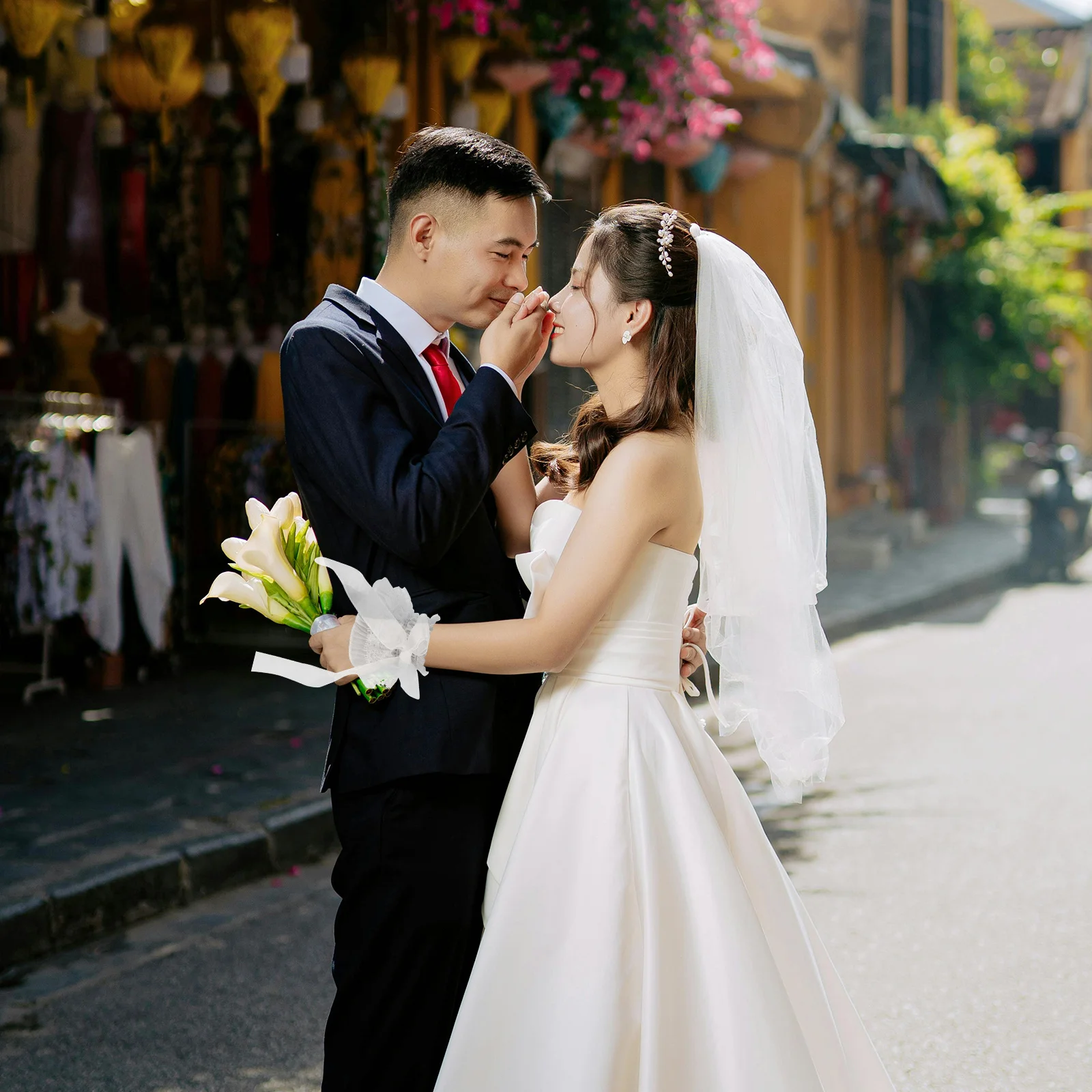 1 пара кружевных манжетов на запястьях с цветочными рюшами и бантом - Фотография_2