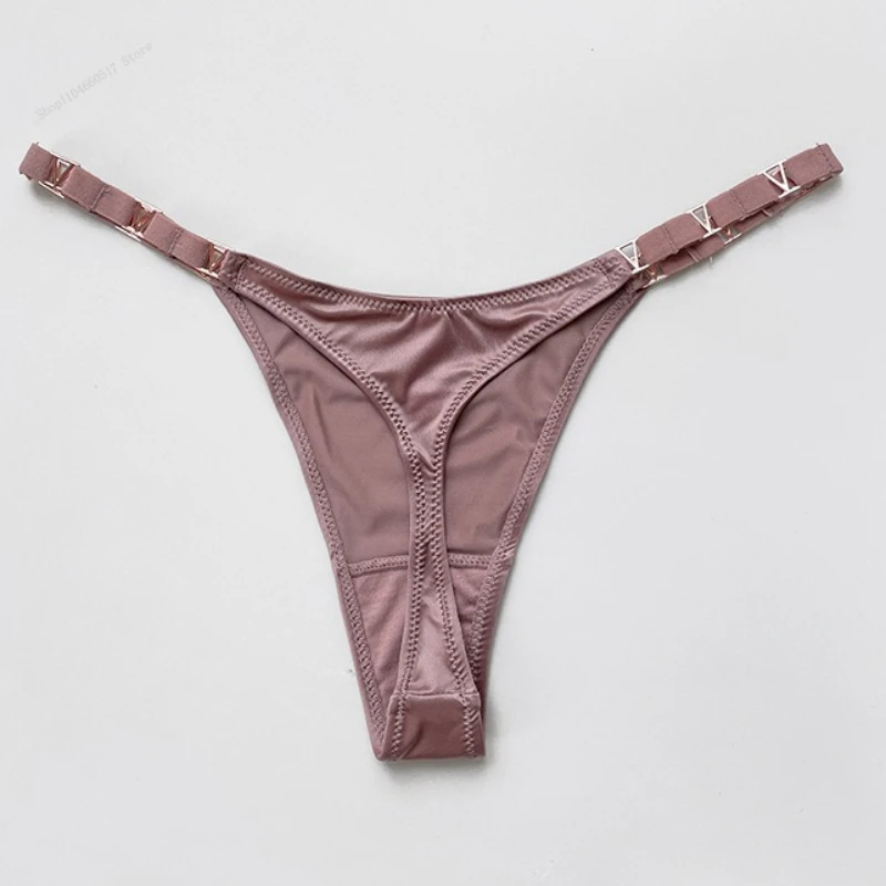 Бесшовные сексуальные стринги - Фотография_6