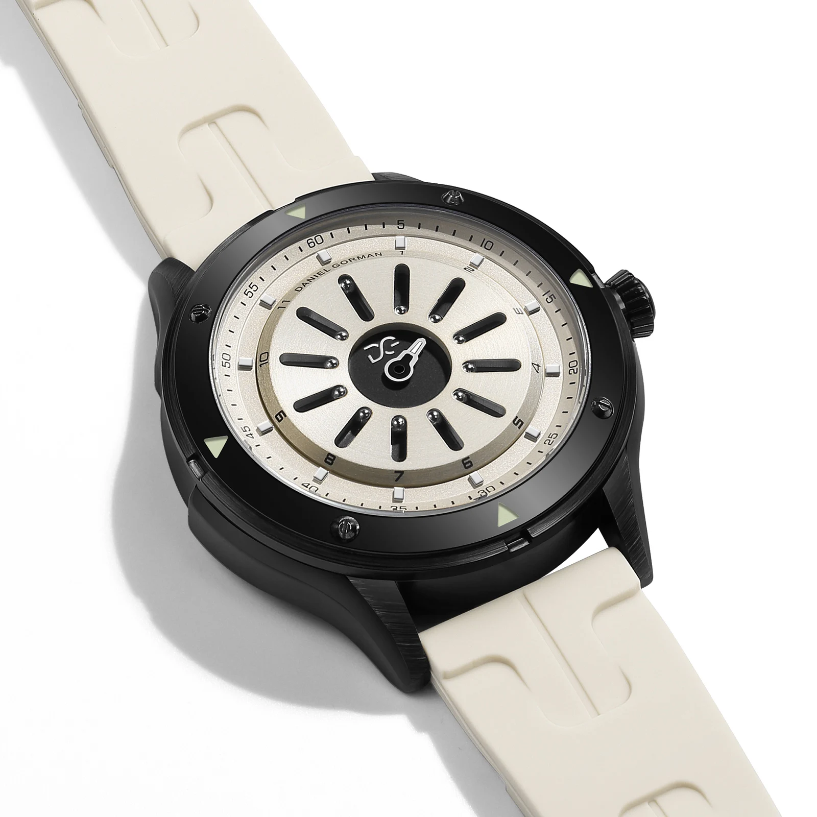 Магнитные кварцевые часы daniel gorman - Фотография_5