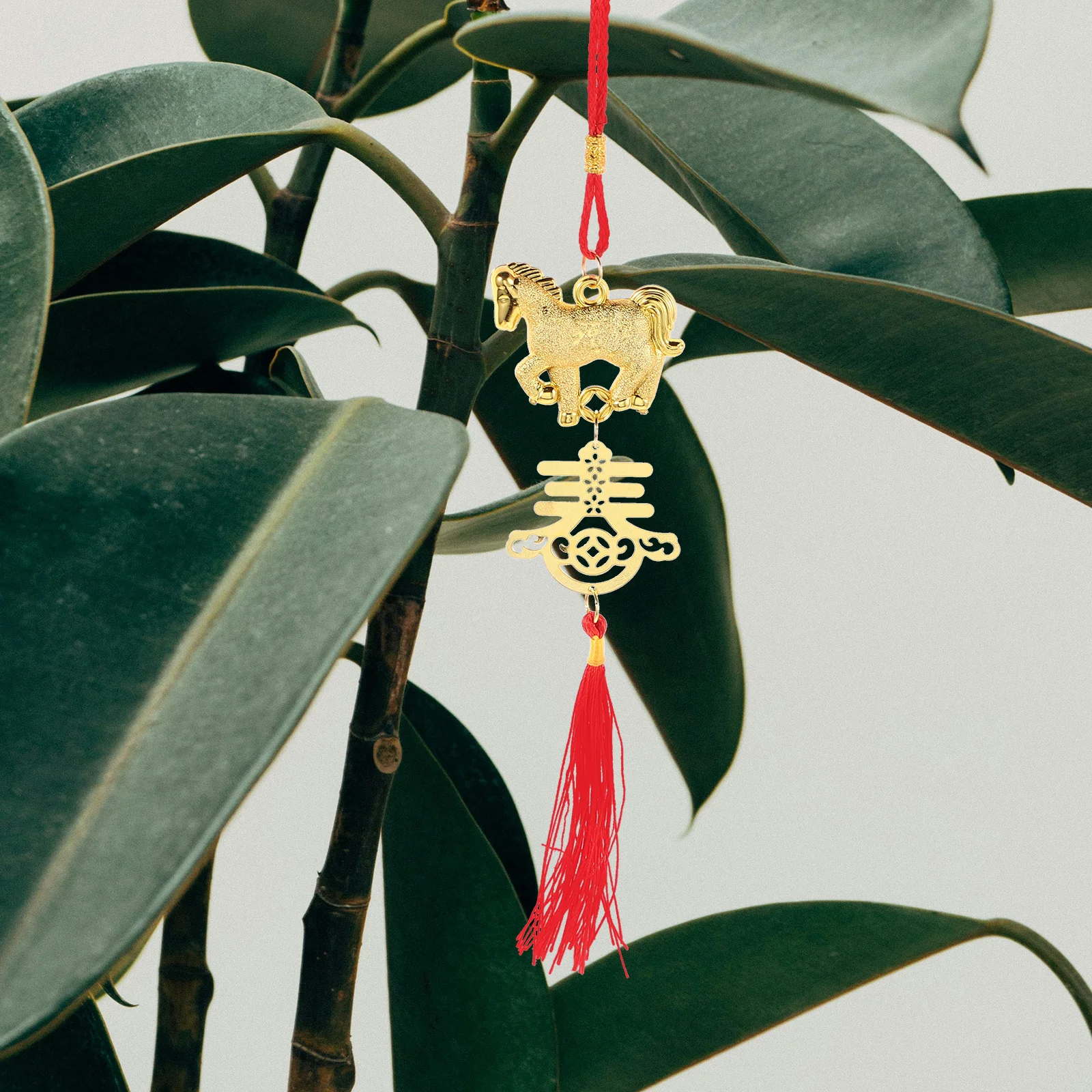 Китайская новогодняя статуя лошади - Фотография_2