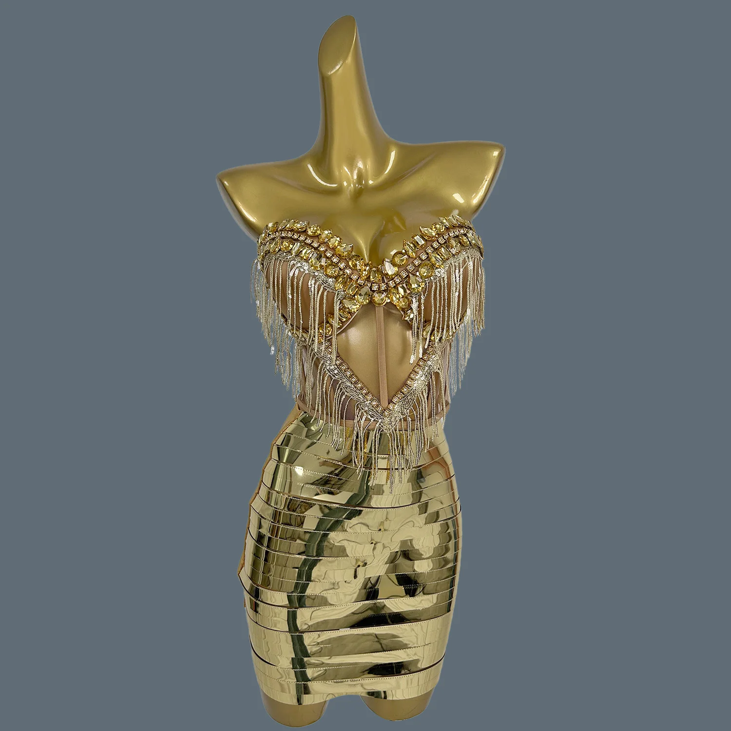 Блестящие золотые стразы с бахромой