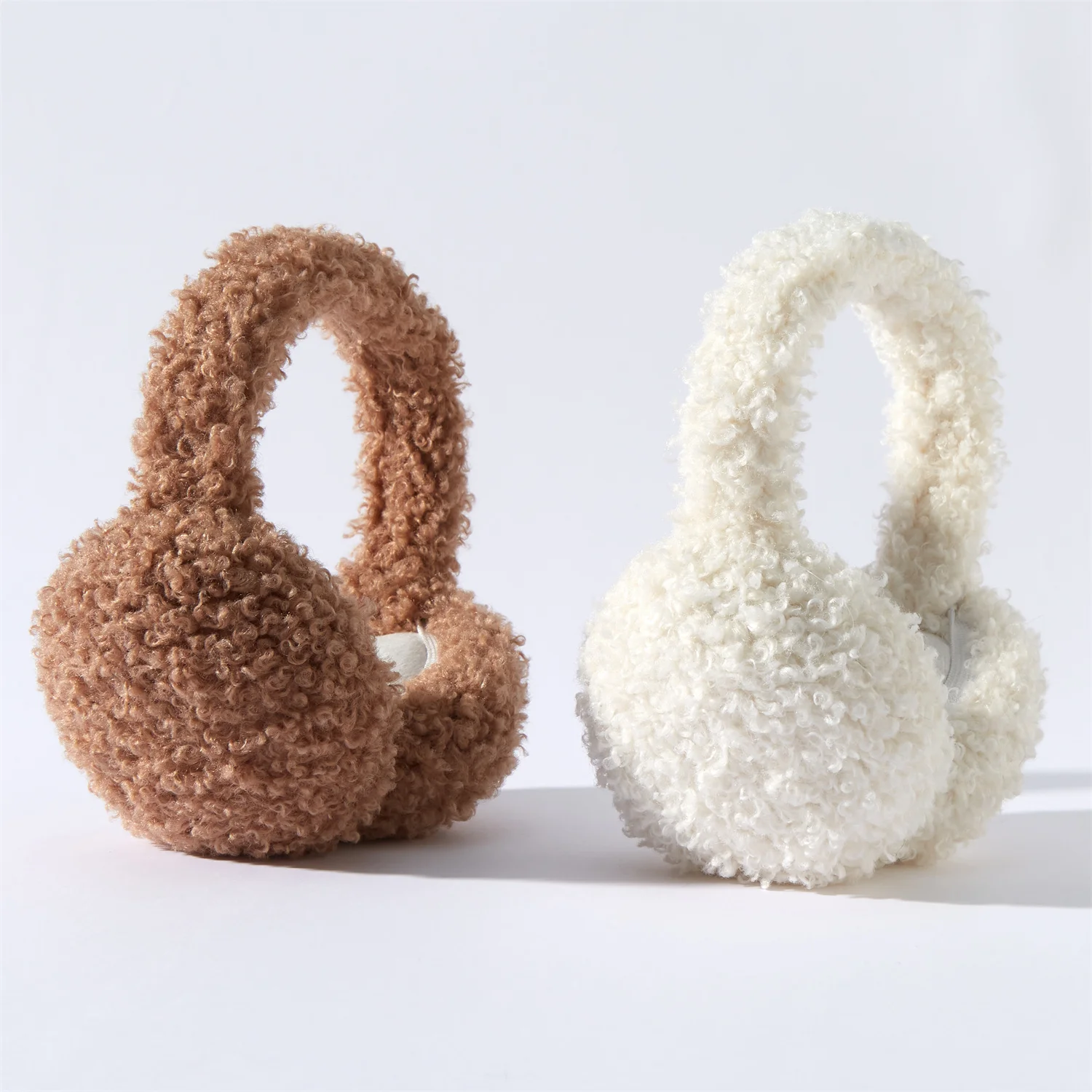 Новые вьющиеся плюшевые наушники