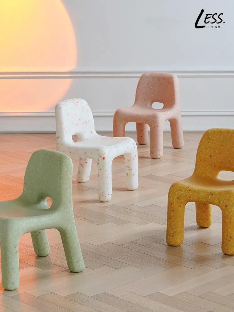 Детский учебный стол и стулья - Фотография_4