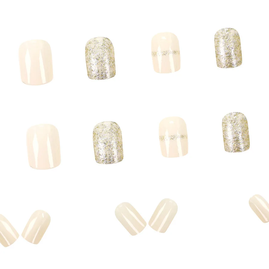 Простые накладные ногти - Фотография_3