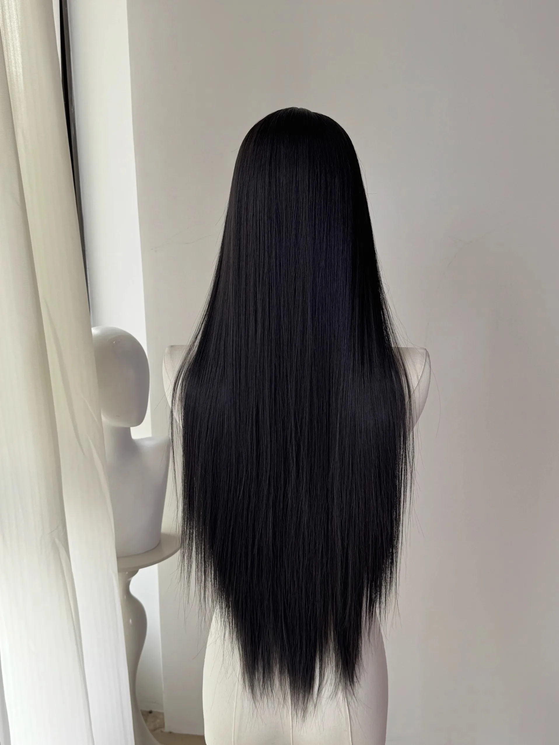 Черный парик 26 дюймов 13x4 парик - Фотография_4