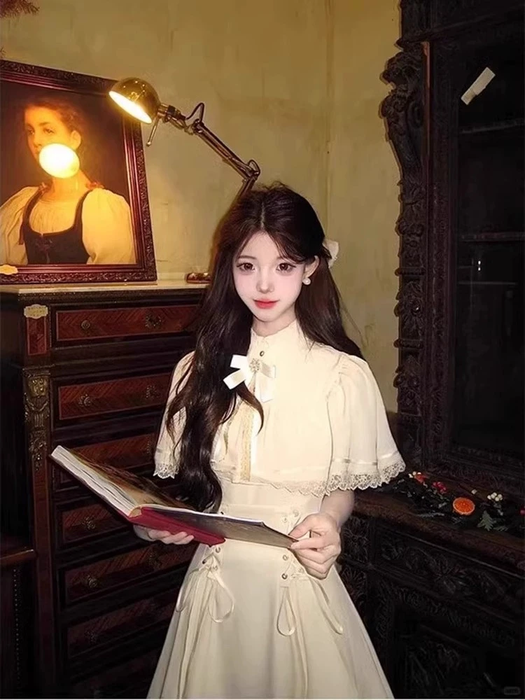 Элегантное французское кружевное платье с длинными рукавами