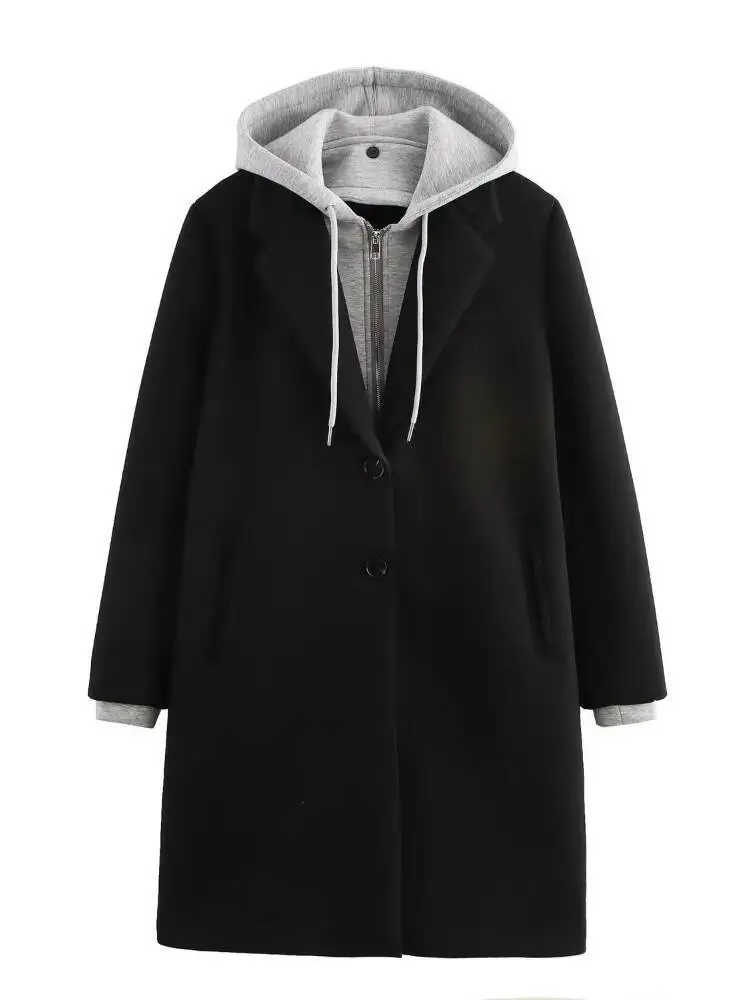 Женское контрастное пальто со съемным капюшоном