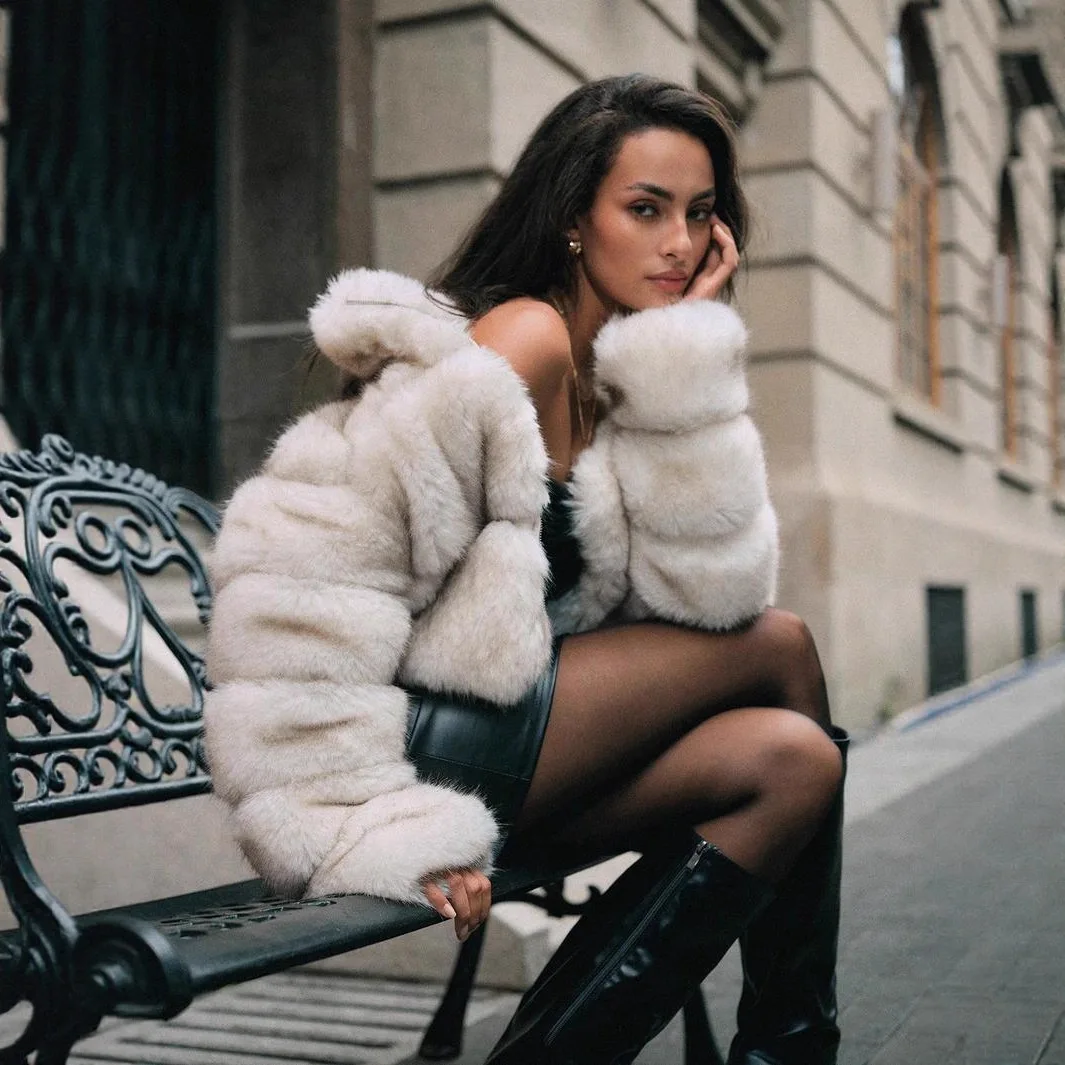 Женские пальто из искусственного лисьего меха - Фотография_3